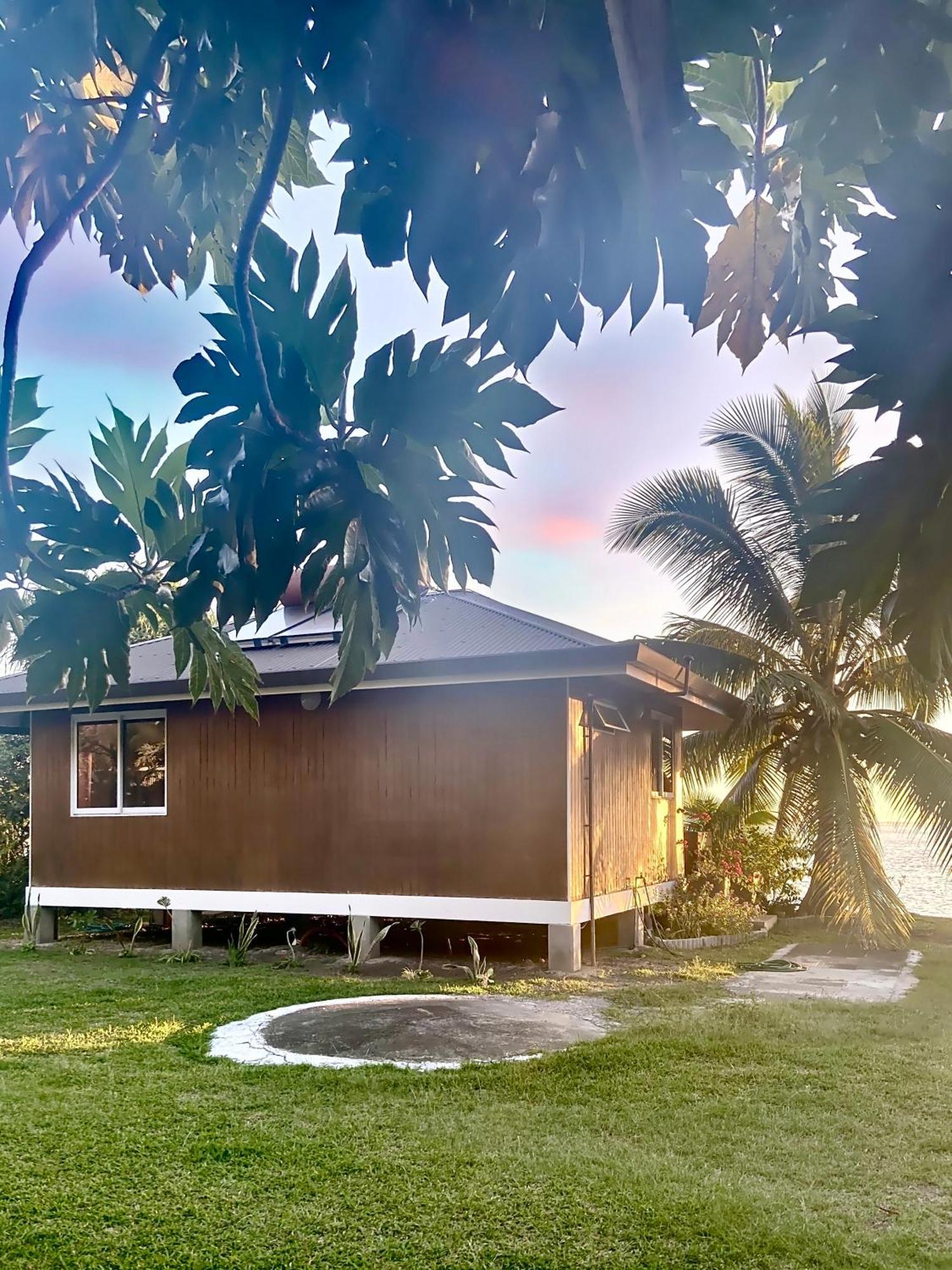 O'Coco Bungalow- Breathtaking Waterfront Views, Endless Memories Paea ภายนอก รูปภาพ